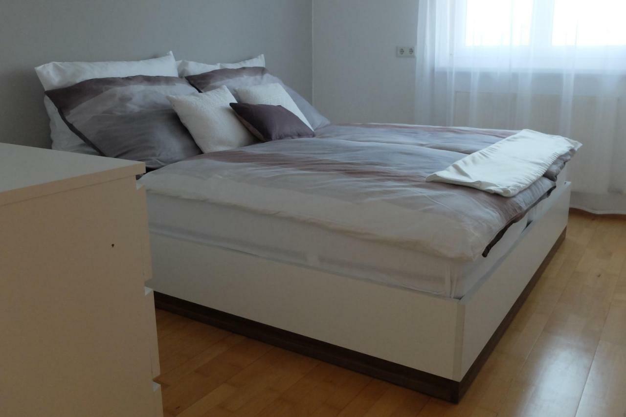 Ferienwohnung Elsa Hochst Bagian luar foto